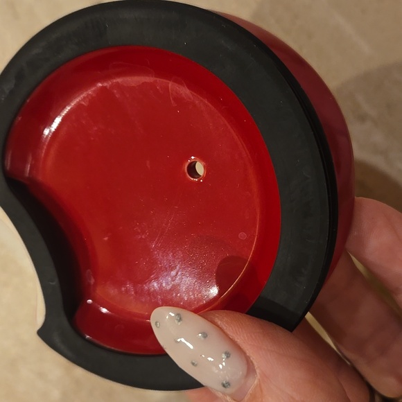 Starbuck's RARE and Limited Edition 2015 12 Ounce Lips XOXO Ceramic Travel Mug - Picture 9 of 12